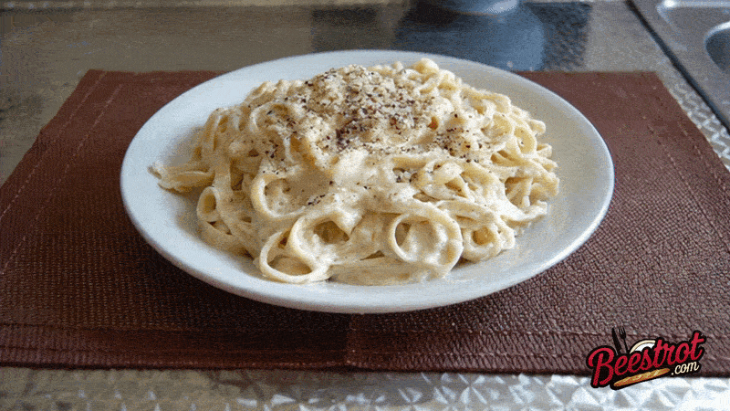 Fettuccine Alfredo